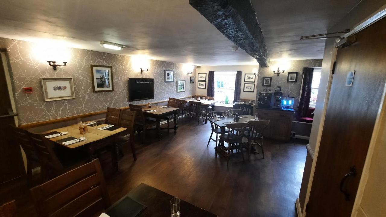 Kings Arms Hotel هوكسهيد المظهر الخارجي الصورة